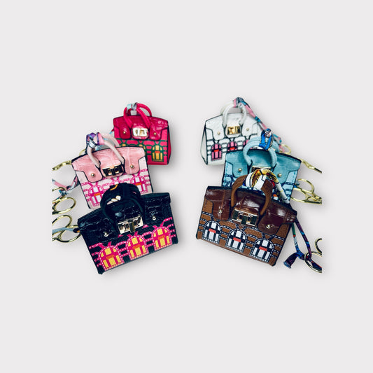 The Leigh-dle Scissors