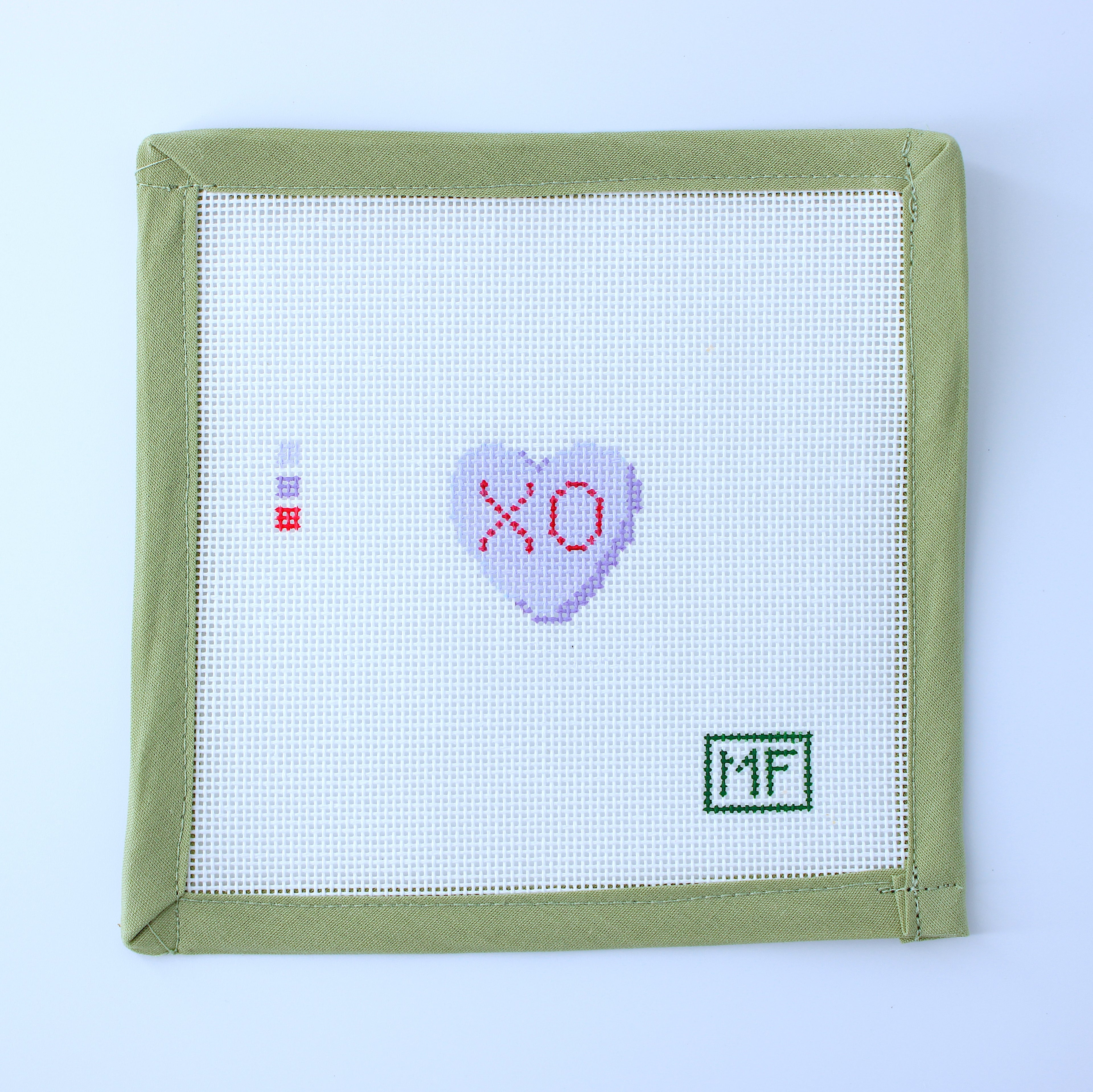XO Heart Mini (M F Needlepoint)